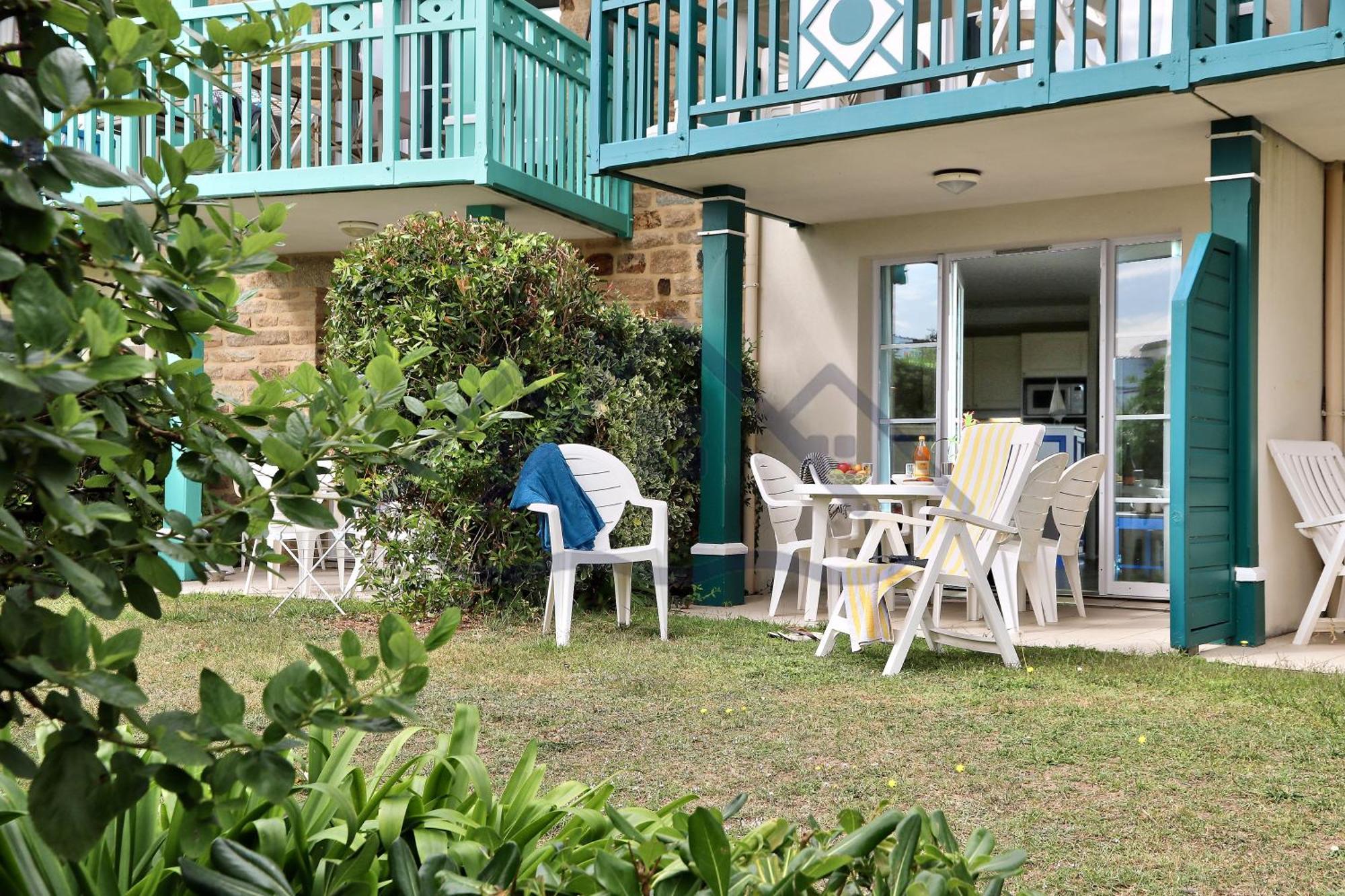 Localise - A06 - Entierement De Plain-Pied Avec Petite Vue Mer - Donnant Sur La Piscine Et Le Jardin - Wifi Inclus - Draps Inclus - Guilvinec Εξωτερικό φωτογραφία